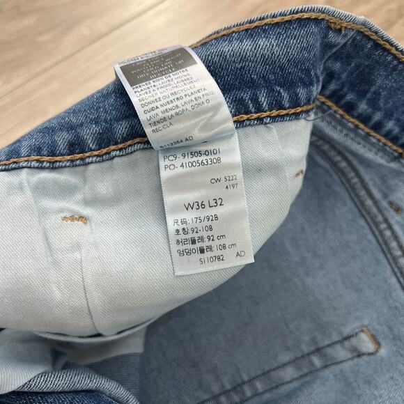 Signature by Levi Strauss & Co. Gold Label Men's Bootcut Fit Jeans 36x32 - Picture 9 of 10